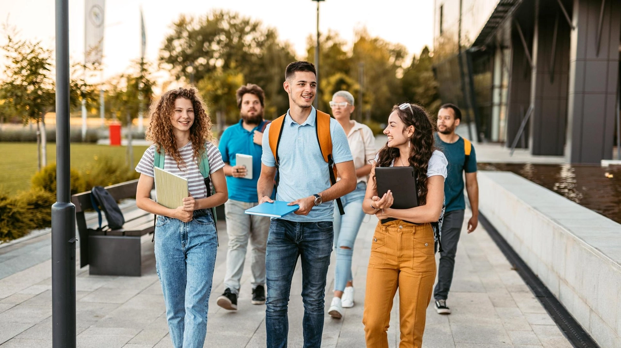 DAL MINISTERO DELL’ISTRUZIONE UNA SERIE DI RISORSE PER GUIDARE GLI STUDENTI