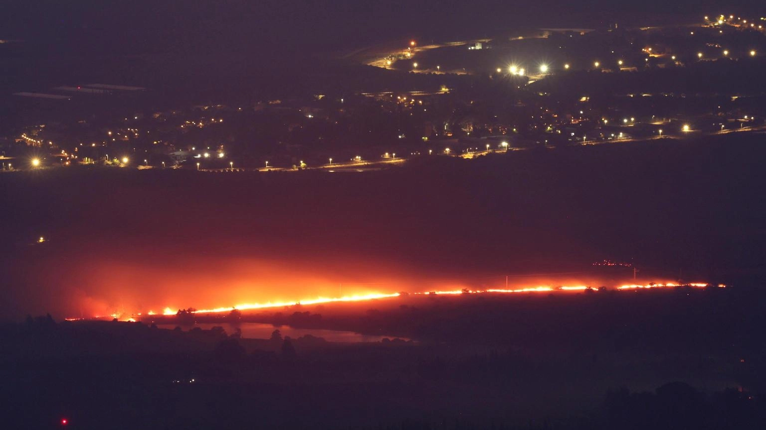 Idf, 'raid mirati su depositi di armi di Hezbollah a Beirut'